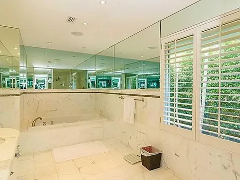 6620 Windsor Lane Miami Beach FL 33141