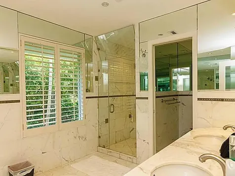 6620 Windsor Lane Miami Beach FL 33141