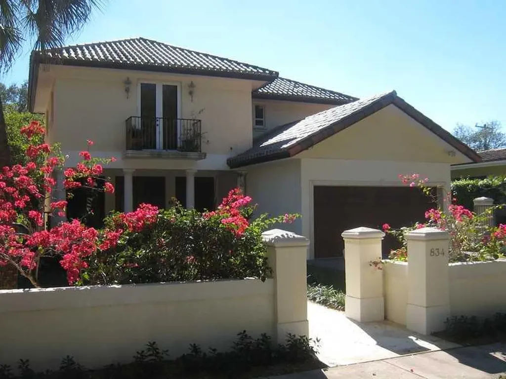834 Andalusia Avenue Coral Gables FL 33134
