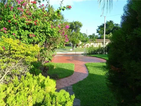 16142 SW 107 Court Miami FL 33157