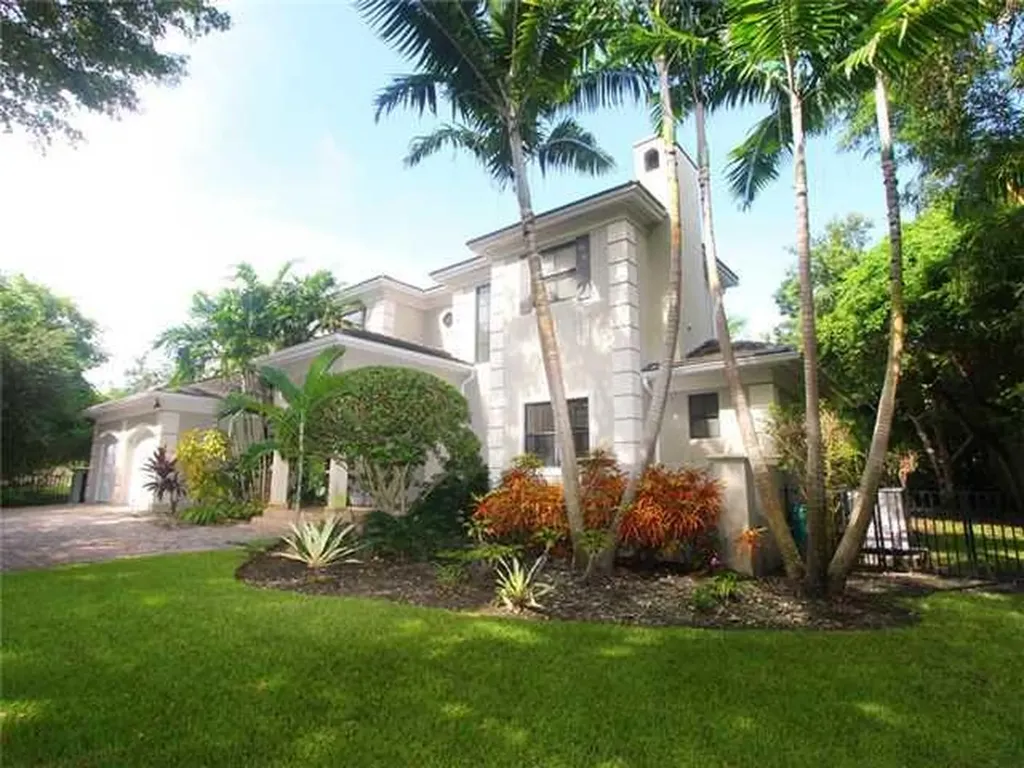 7820 Mindello Street Coral Gables FL 33143