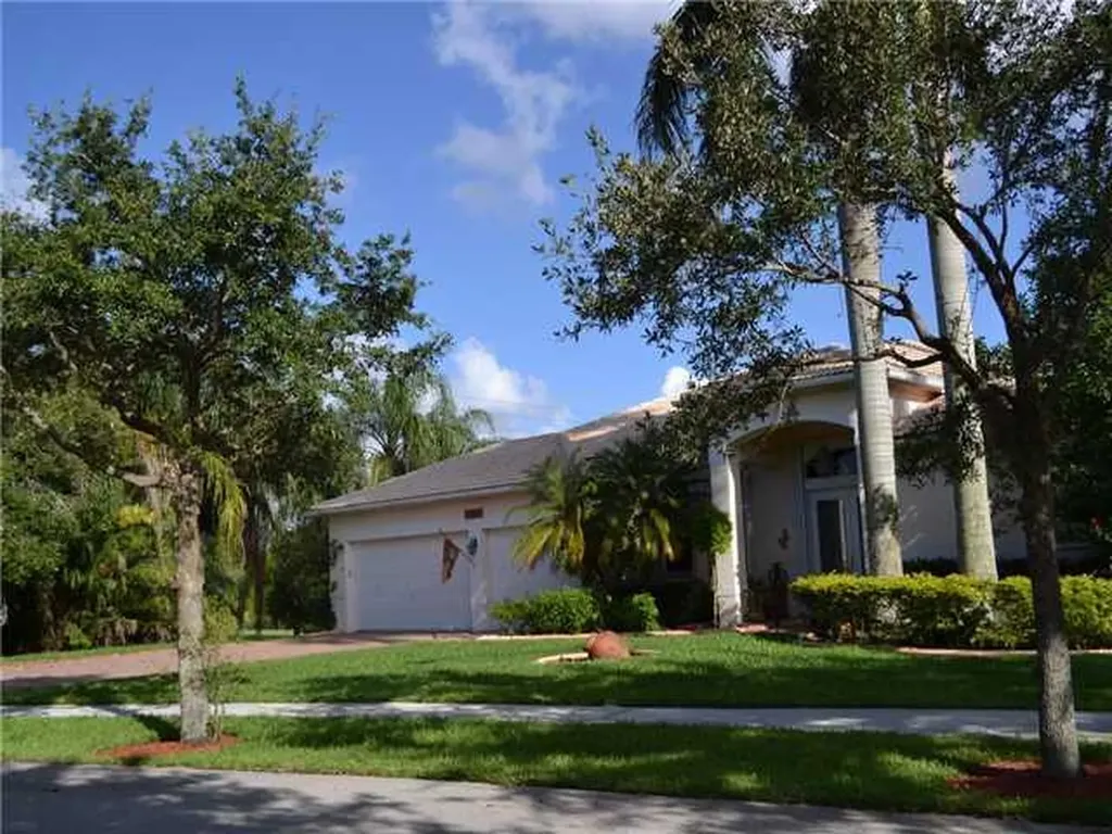 15884 SW 61st Court Southwest Ranches FL 33331