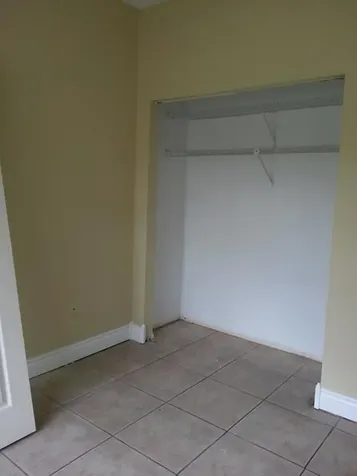1251 SW 87th Way Pembroke Pines FL 33025