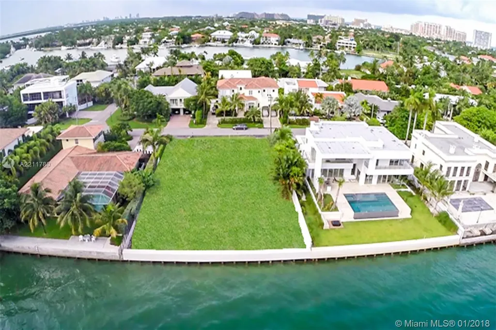 630 S Mashta Drive Key Biscayne FL 33149