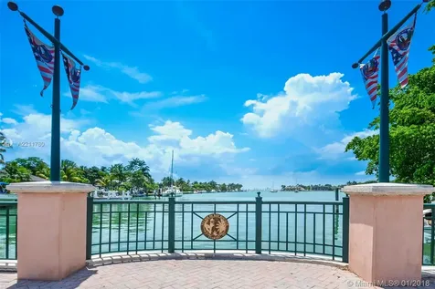 630 S Mashta Drive Key Biscayne FL 33149