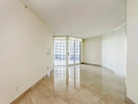 4779 Collins Avenue Miami Beach FL 33140