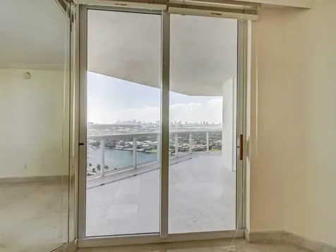 4779 Collins Avenue Miami Beach FL 33140