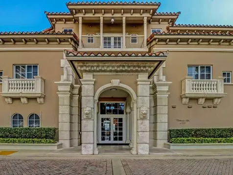 4779 Collins Avenue Miami Beach FL 33140
