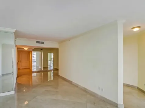 4779 Collins Avenue Miami Beach FL 33140