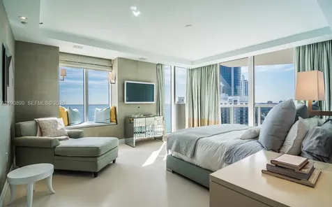 18911 Collins Avenue Sunny Isles Beach FL 33160