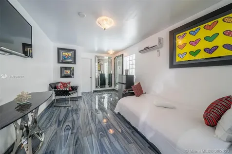 1018 Jefferson Avenue Miami Beach FL 33139