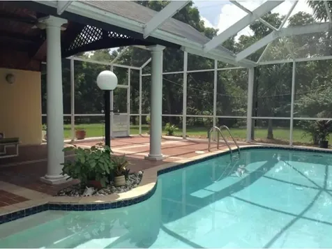 15200 SW 87 Court Palmetto Bay FL 33157