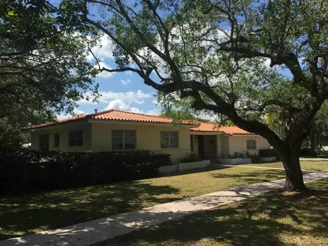 6910 Leonardo Street Coral Gables FL 33146