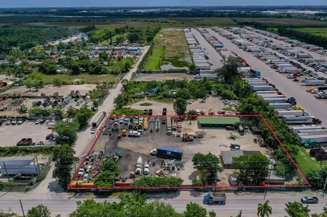 15721 NW 122 Avenue Miami FL 33018