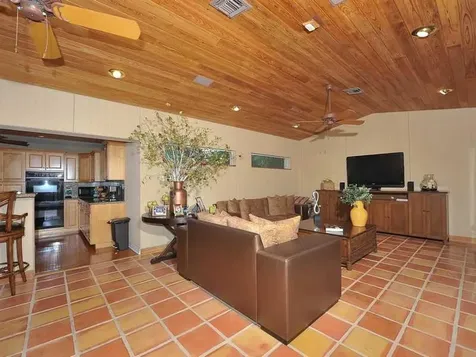 1425 Trillo Avenue Miami FL 33146