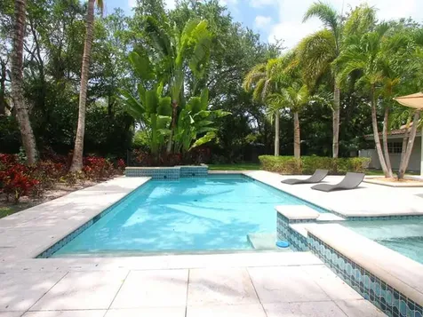 8201 Cheryl Lane Miami FL 33143