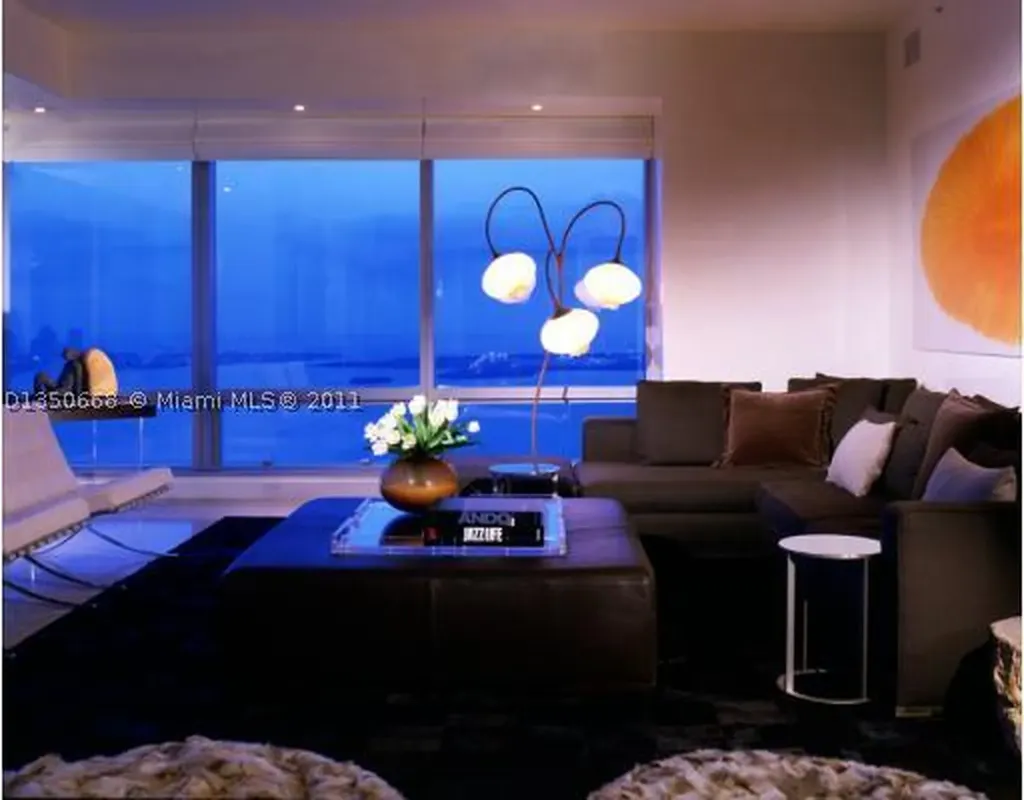 1425 Brickell Avenue Miami FL 33131