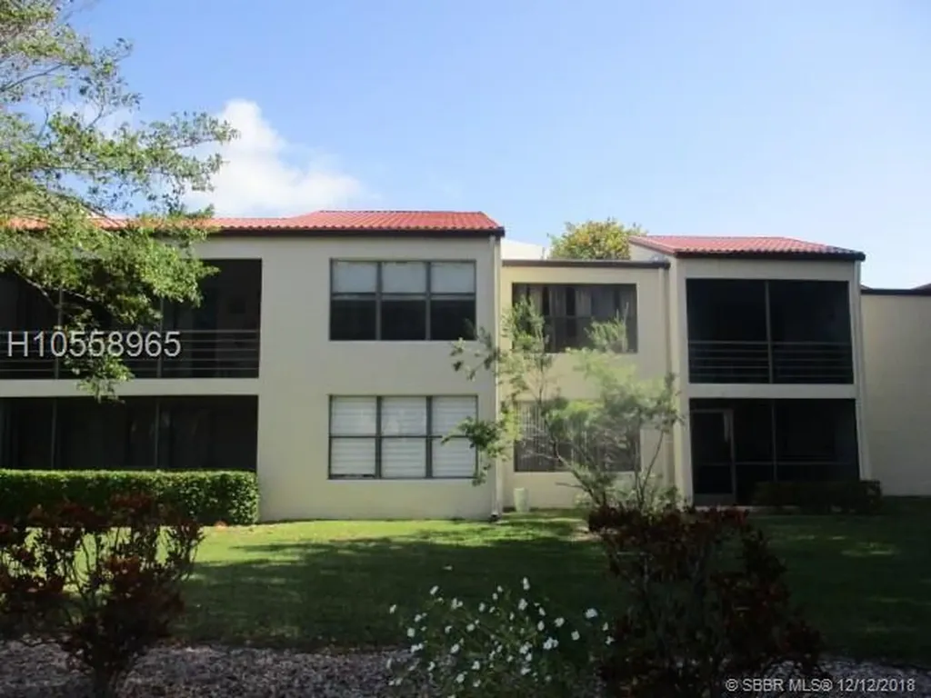 2313 S Cypress Bend Drive Pompano Beach FL 33069