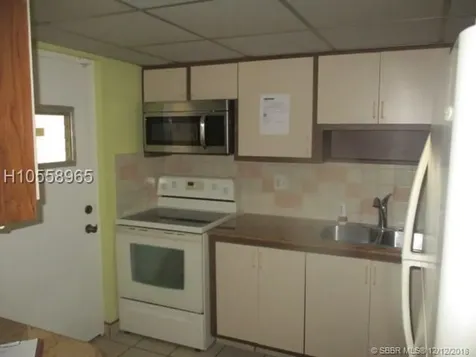2313 S Cypress Bend Drive Pompano Beach FL 33069