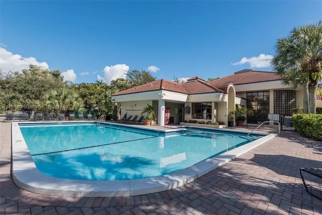 2445 SW 18th Terrace Fort Lauderdale FL 33315