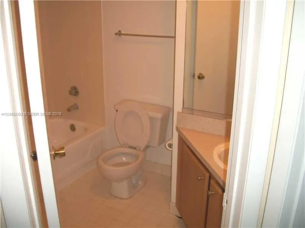 2445 SW 18th Terrace Fort Lauderdale FL 33315