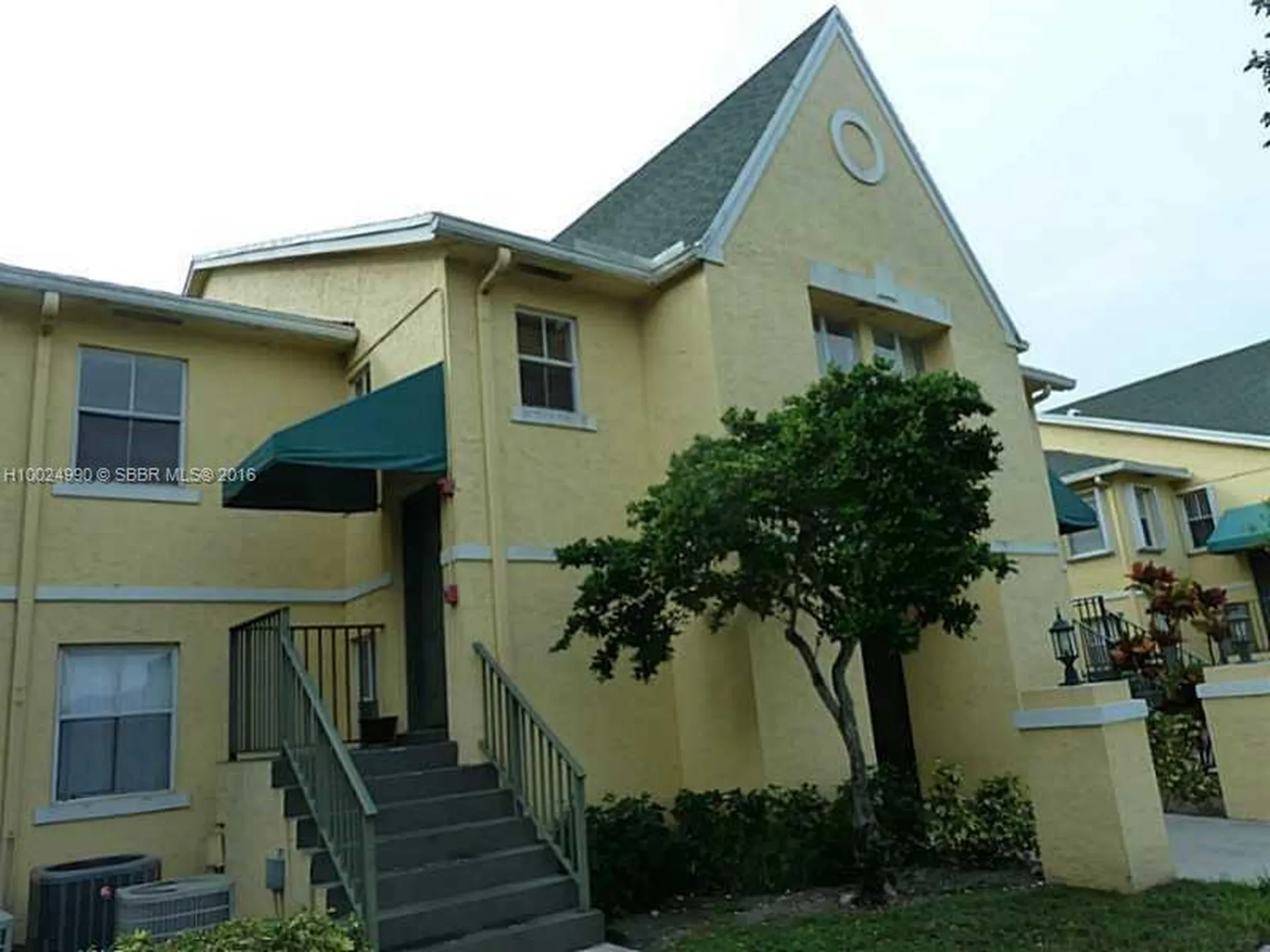2819 N Course Drive Pompano Beach FL 33069