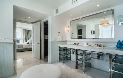 18911 Collins Avenue Sunny Isles Beach FL 33160