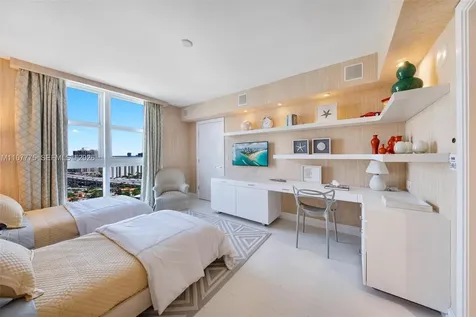 18911 Collins Avenue Sunny Isles Beach FL 33160