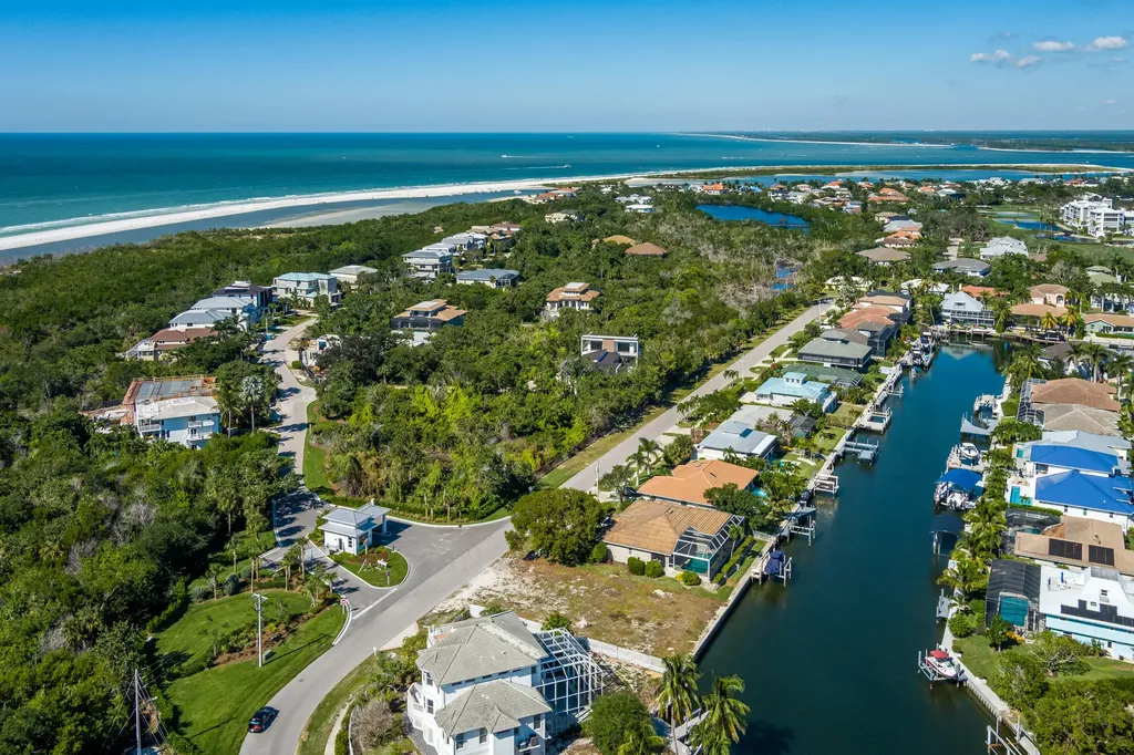 609 Spinnaker Drive Marco Island FL 34145