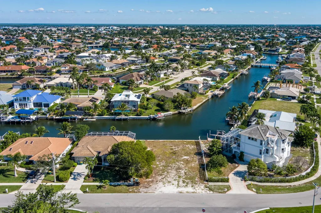 609 Spinnaker Drive Marco Island FL 34145