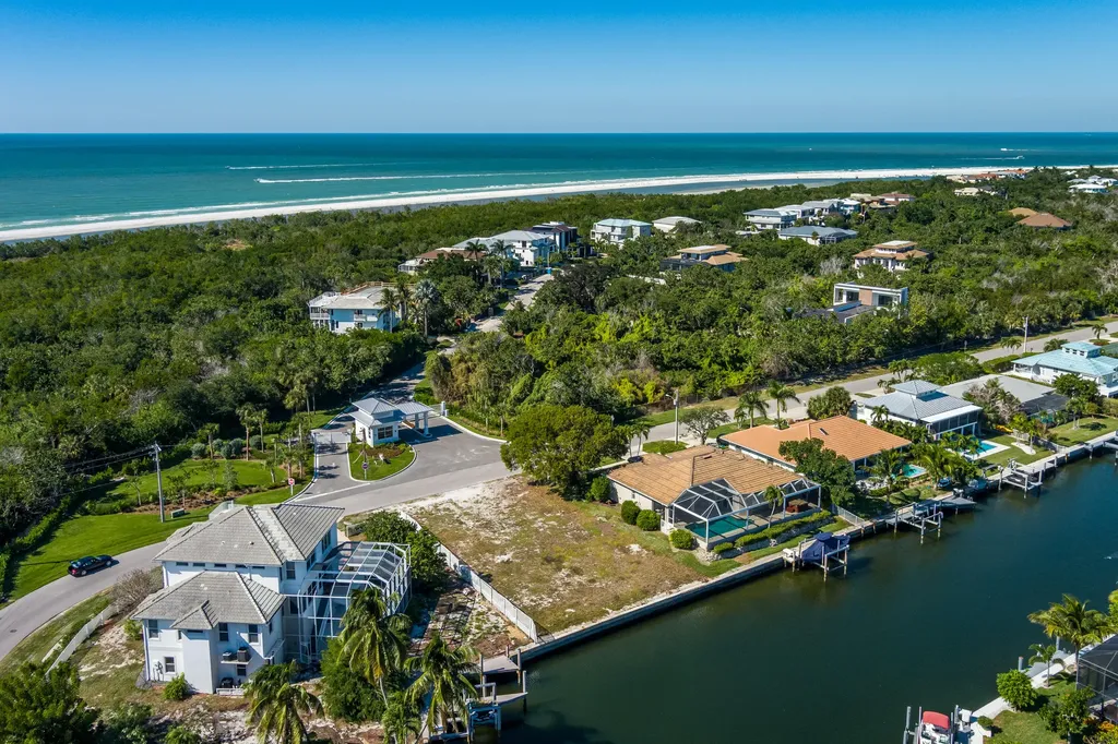 609 Spinnaker Drive Marco Island FL 34145