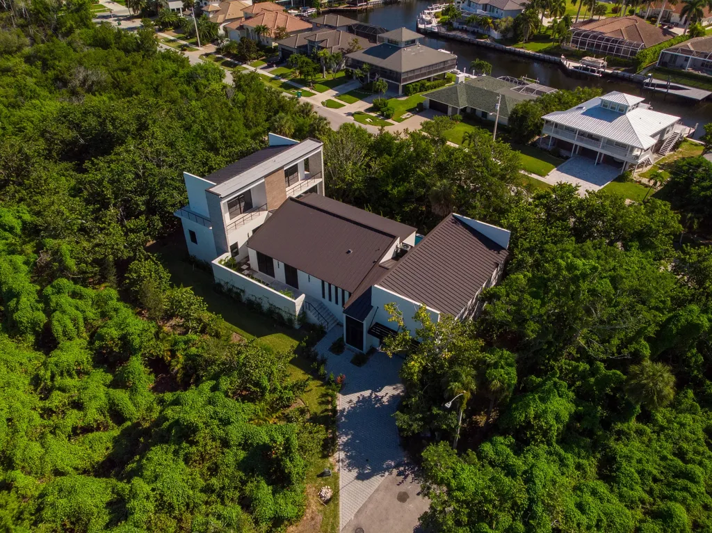 122 Sea Lavender Lane Marco Island FL 34145