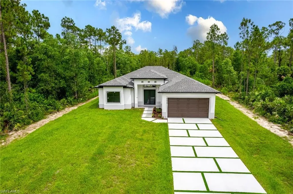 4473 Golden Gate Boulevard E Naples FL 34120