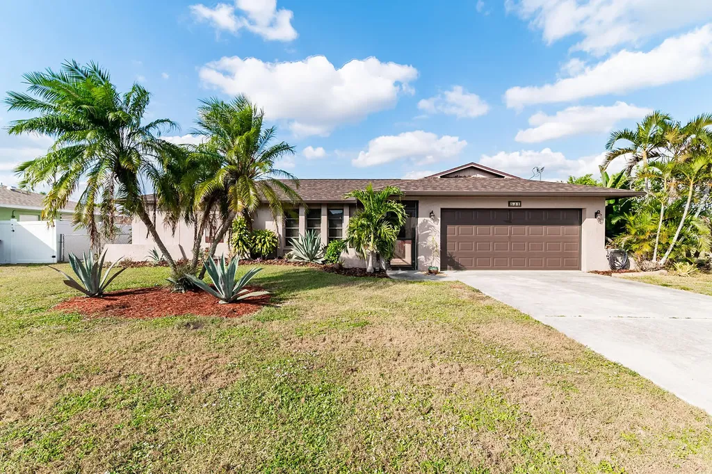 531 SE 3rd Street Cape Coral FL 33990