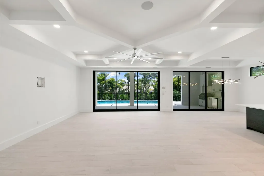 375 Periwinkle Court Marco Island FL 34145