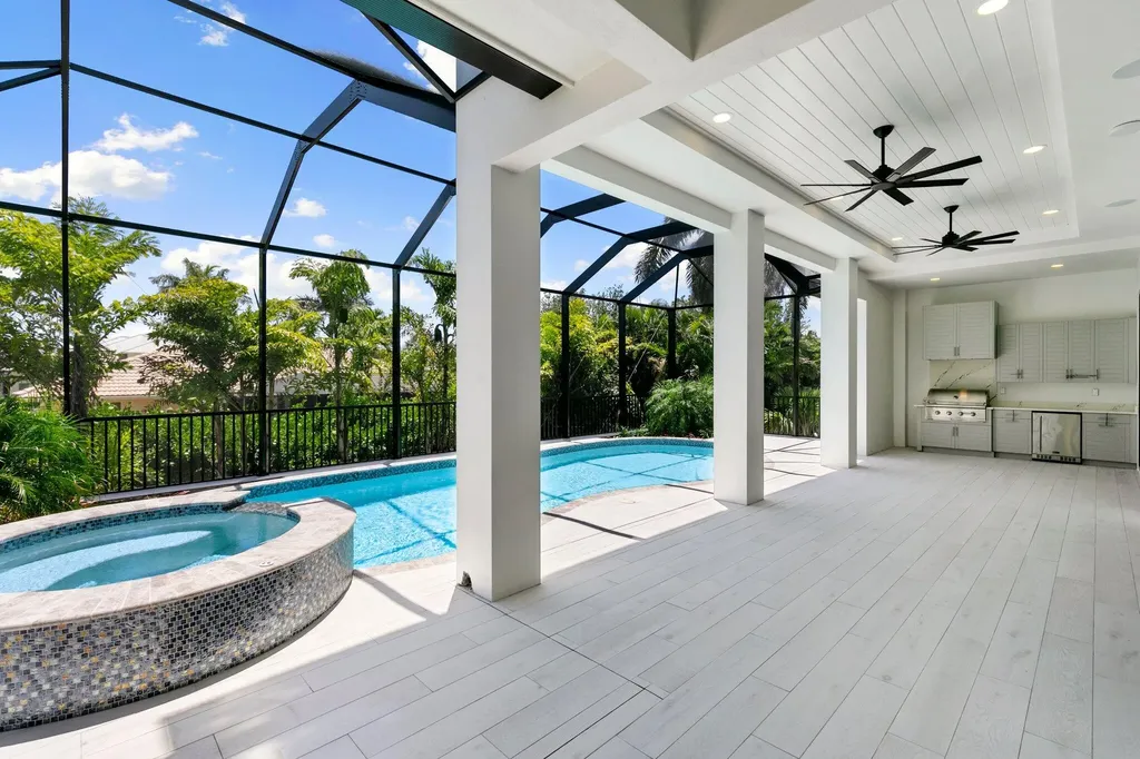 375 Periwinkle Court Marco Island FL 34145