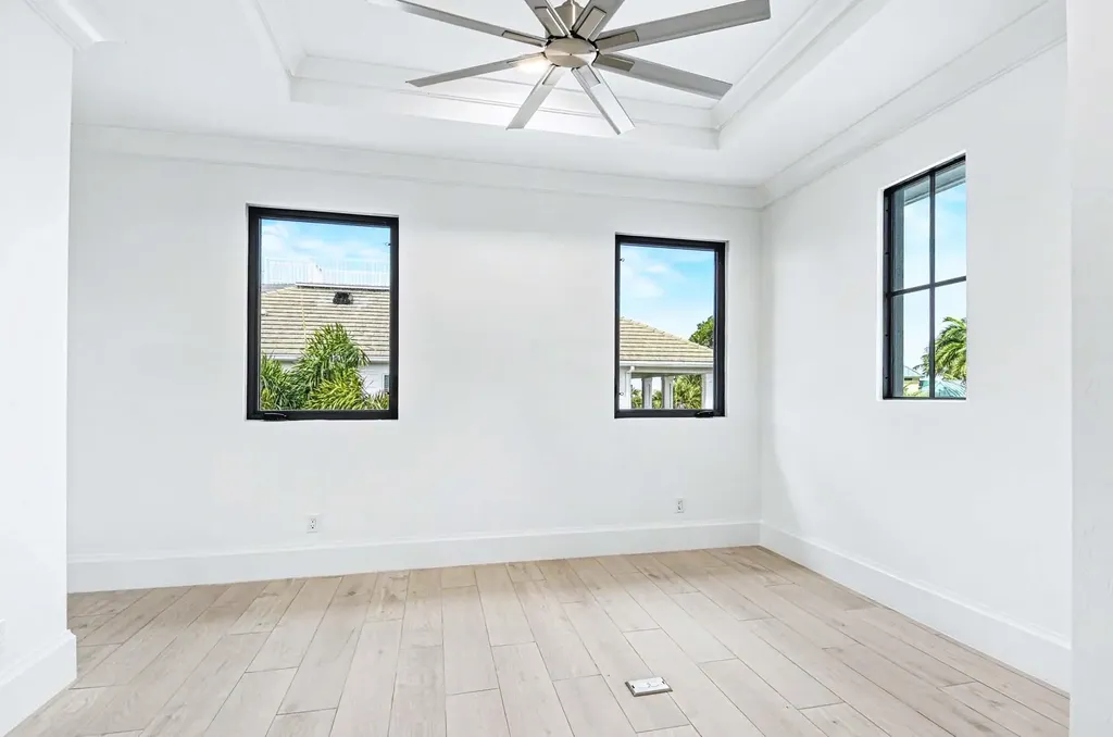 375 Periwinkle Court Marco Island FL 34145