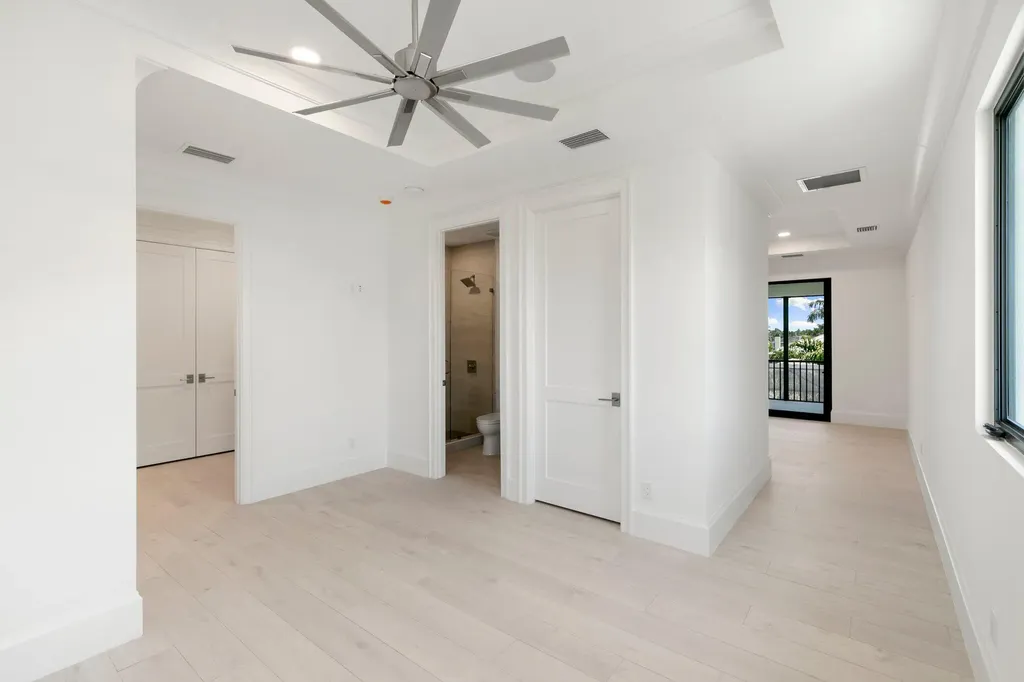 375 Periwinkle Court Marco Island FL 34145