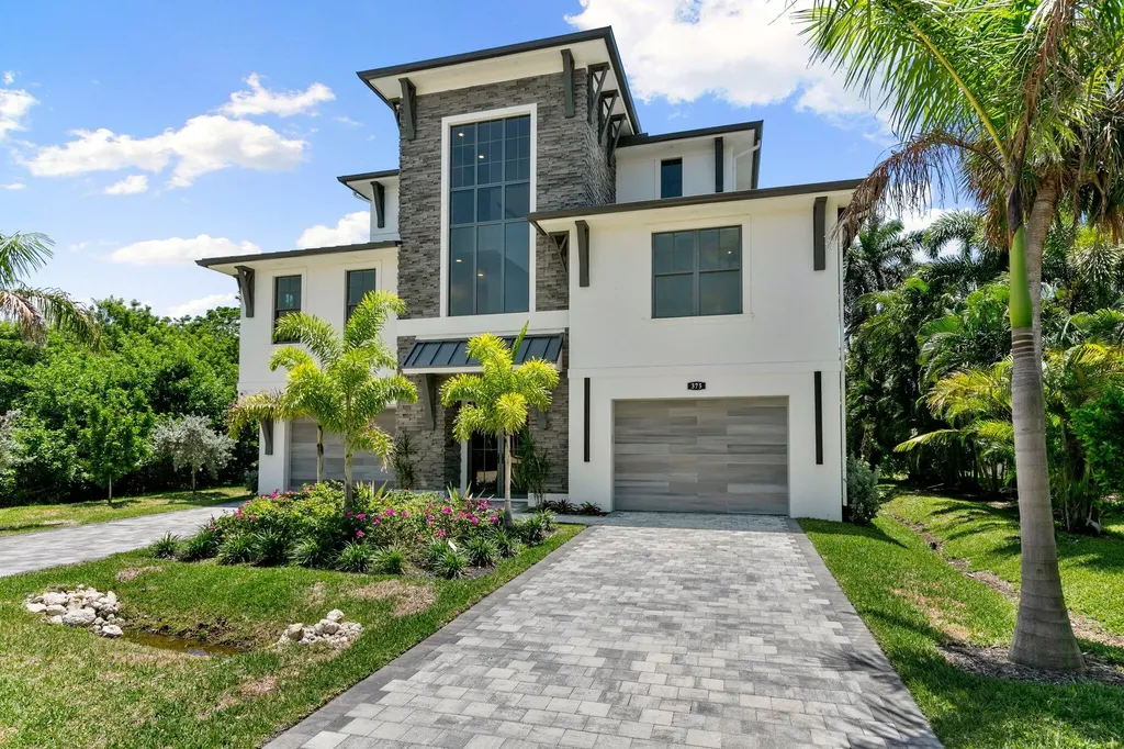375 Periwinkle Court Marco Island FL 34145