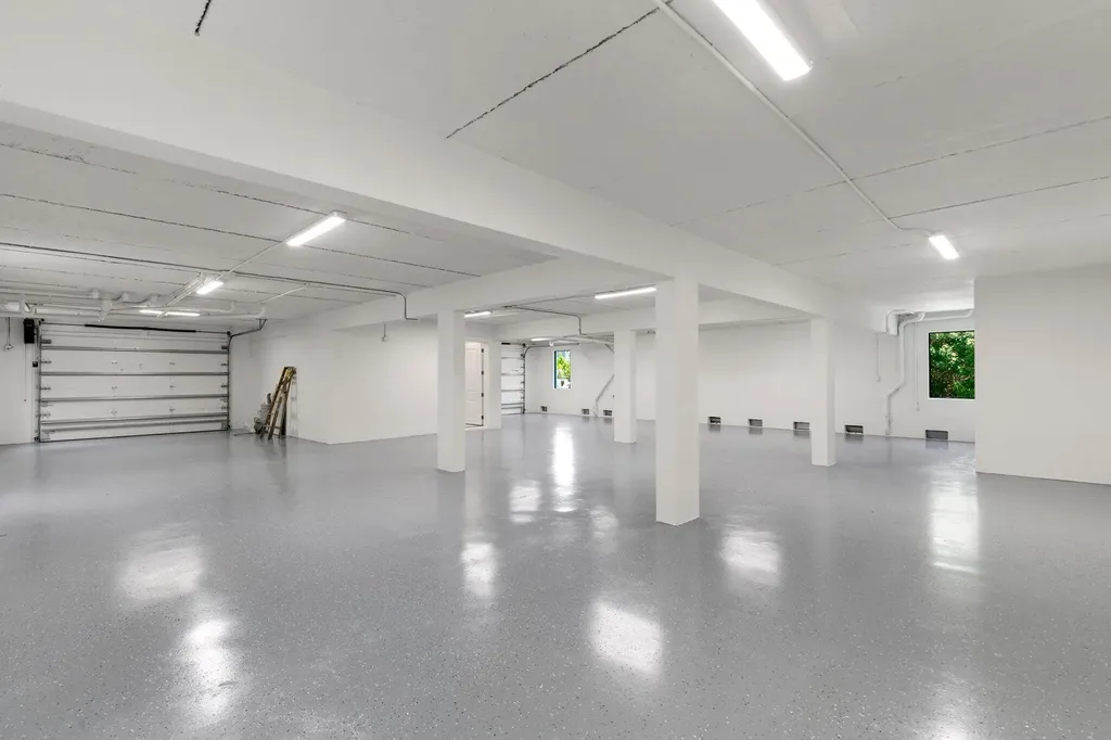 375 Periwinkle Court Marco Island FL 34145