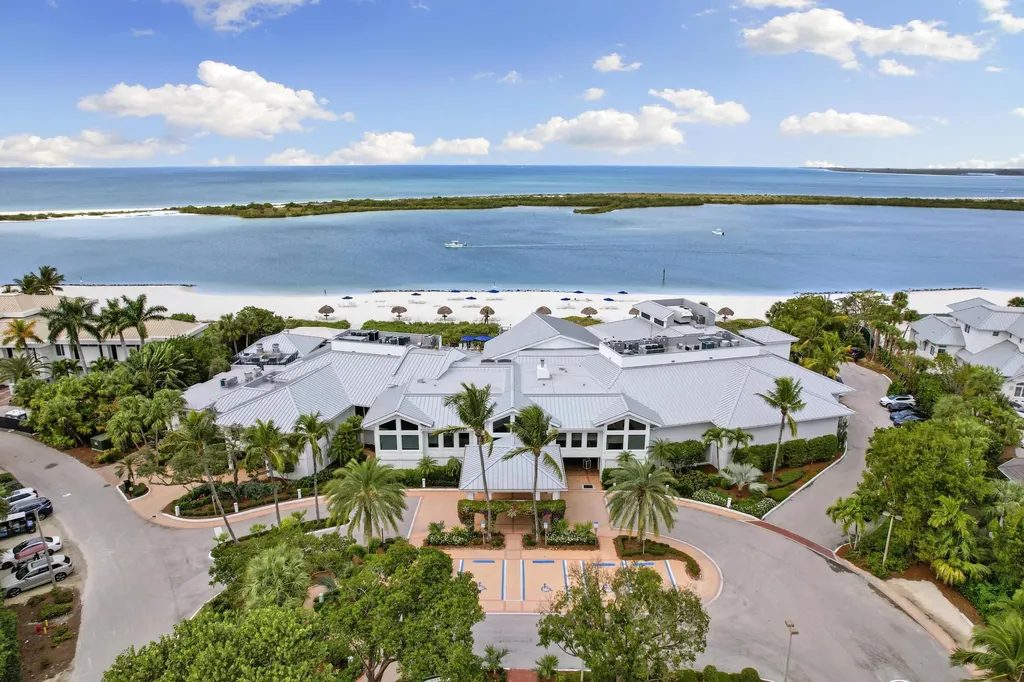 375 Periwinkle Court Marco Island FL 34145
