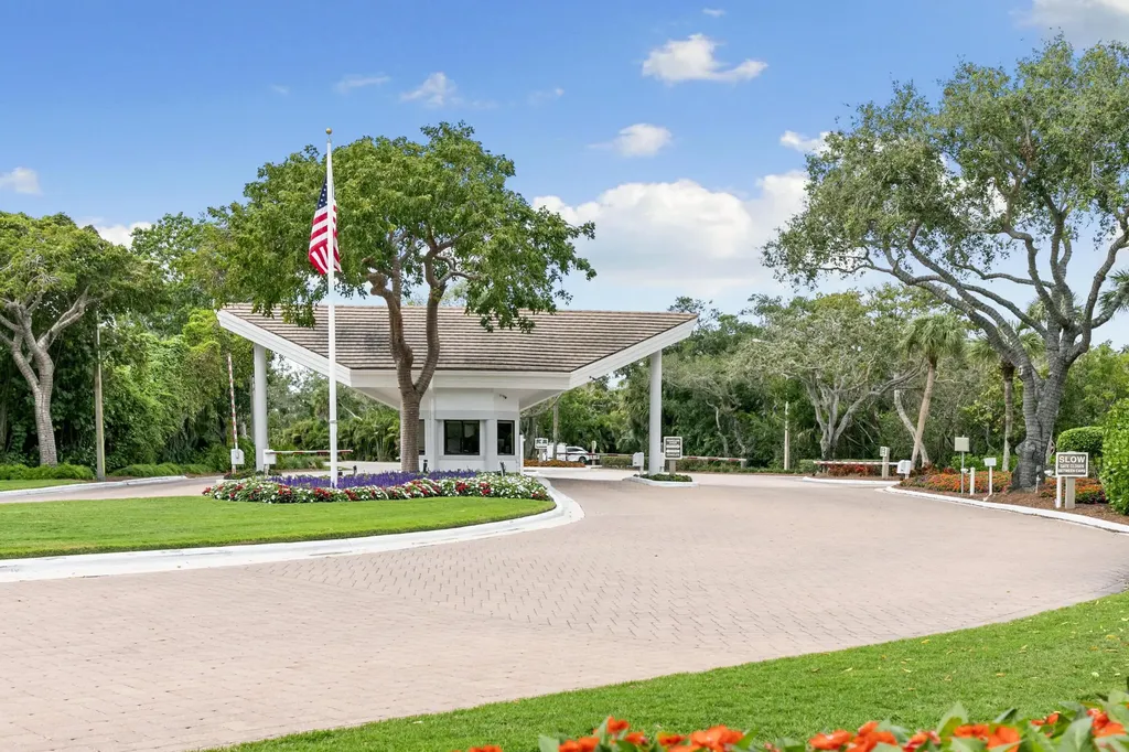 375 Periwinkle Court Marco Island FL 34145