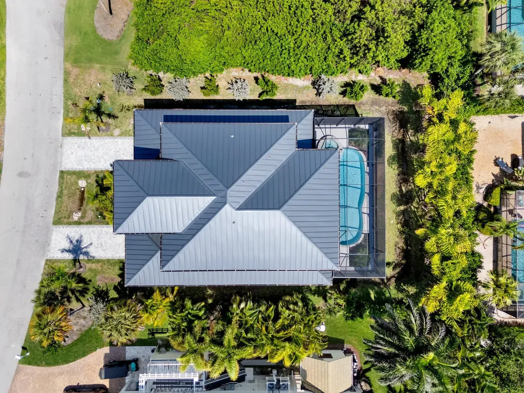 375 Periwinkle Court Marco Island FL 34145