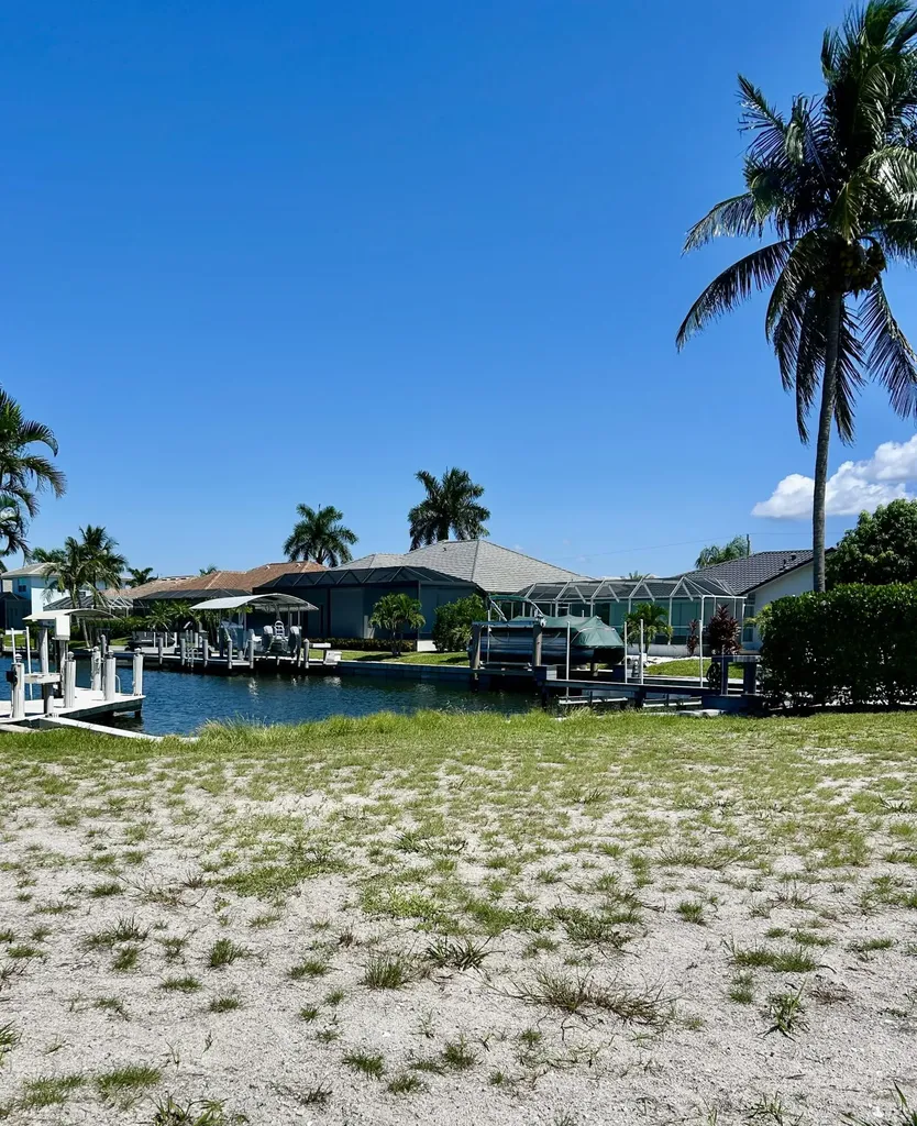 930 Goldenrod Avenue Marco Island FL 34145