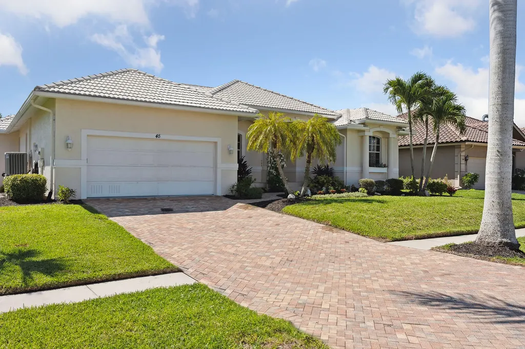 Marco Island FL, 45 Algonquin Court