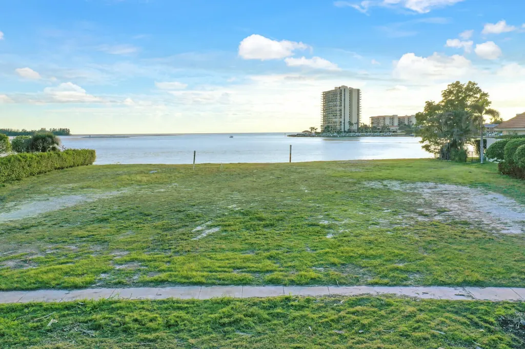 1355 Caxambas Court Marco Island FL 34145