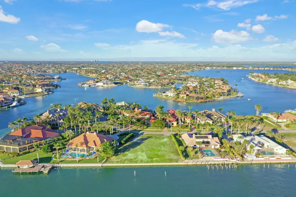 1355 Caxambas Court Marco Island FL 34145