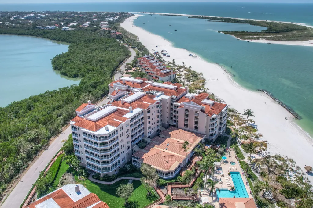 2000 Royal Marco Way Marco Island FL 34145