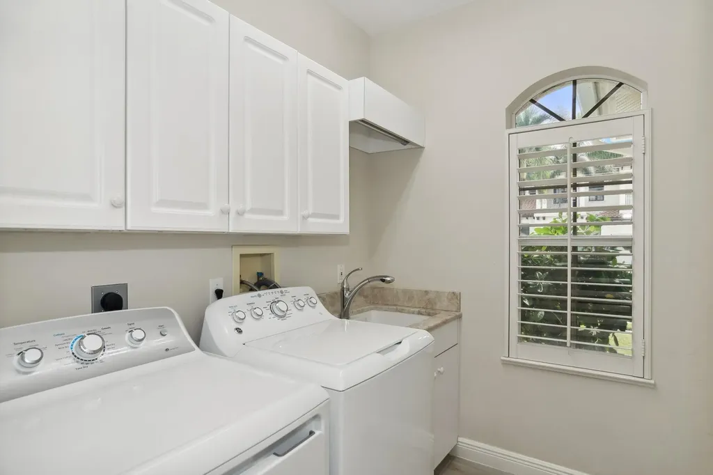 173 Hollyhock Court Marco Island FL 34145