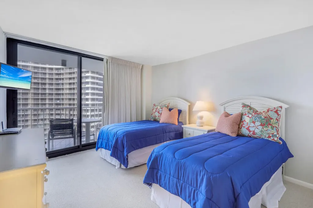 380 Seaview Court Marco Island FL 34145